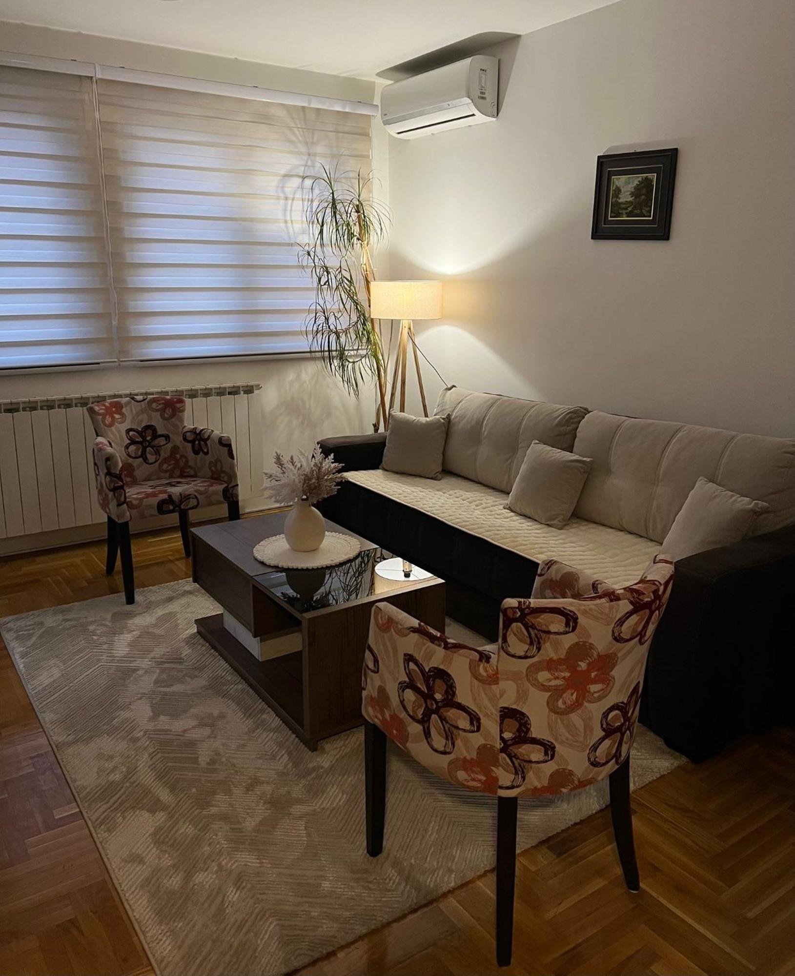 Apartman Manja Lukavica エクステリア 写真
